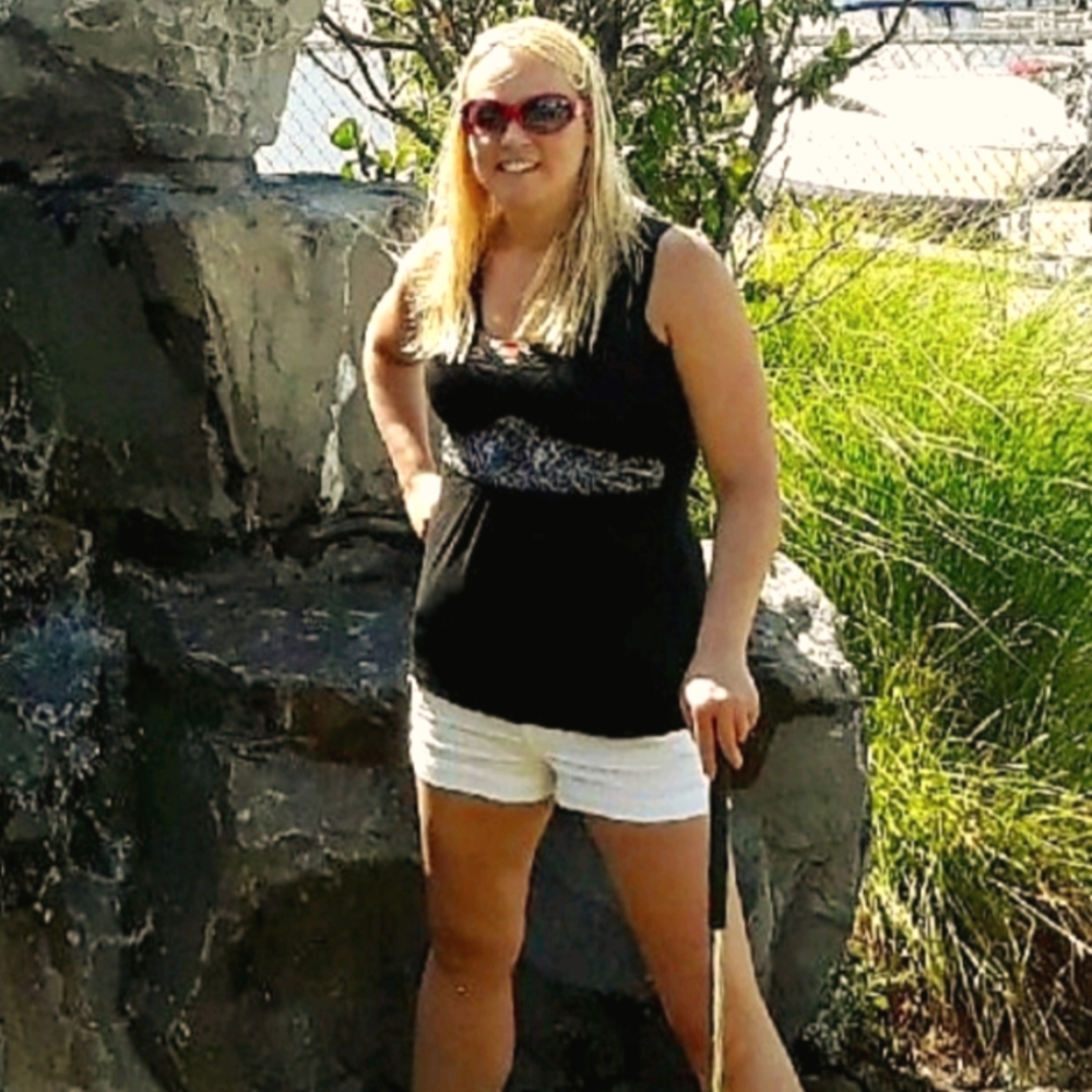 Meet your Posher, Jenn